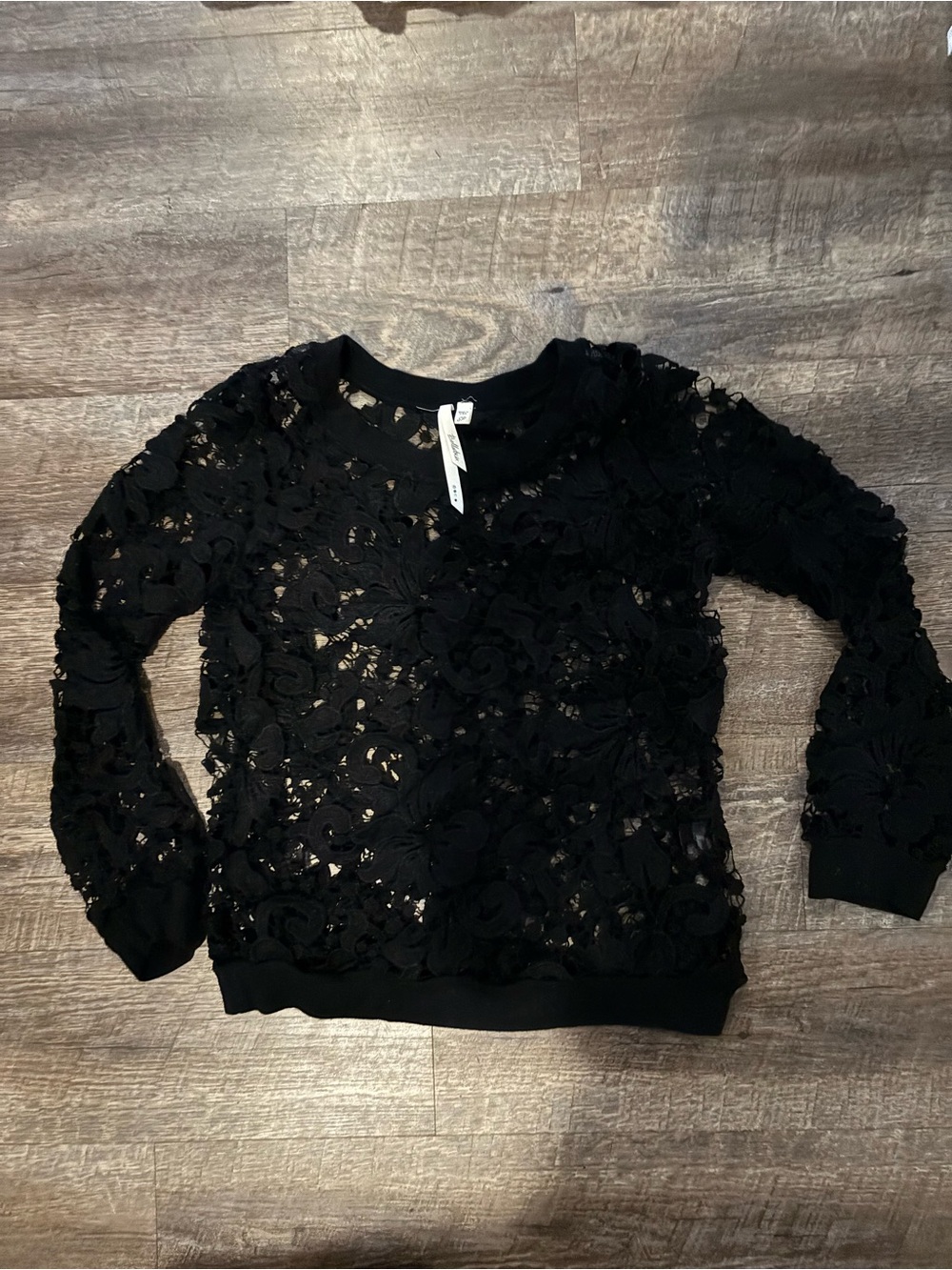 Bellatrix Black Floral Lace Long-Sleeve Top